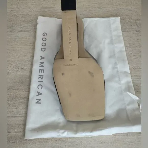 Good American | Cinderella Black Wedges - Picture 6 of 6